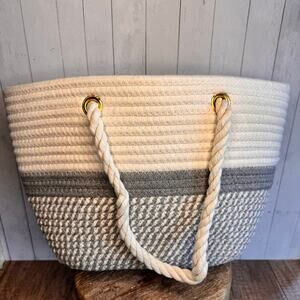 Neutral Woven Handbag Purse Shoulder Bag Beach Bag Neutral Tones NEW
